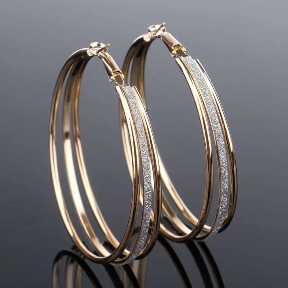Women Simple Wild 2in Earrings